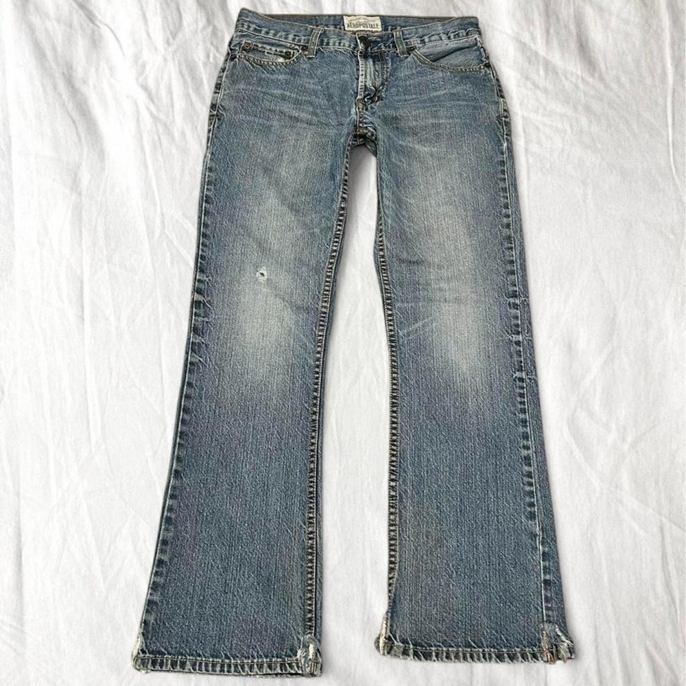 y2k Aeropostale slim bootcut blue jeans with a faded distressed look size 27/28